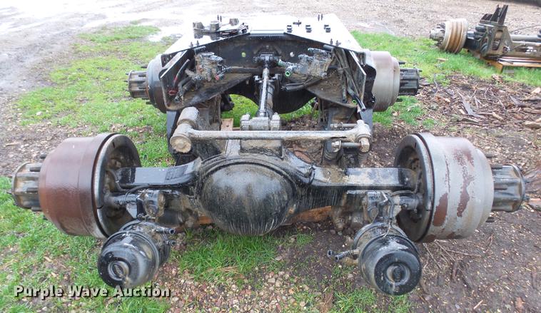 image for item EF9510 2005 Sterling L8500 walking beam rear axle