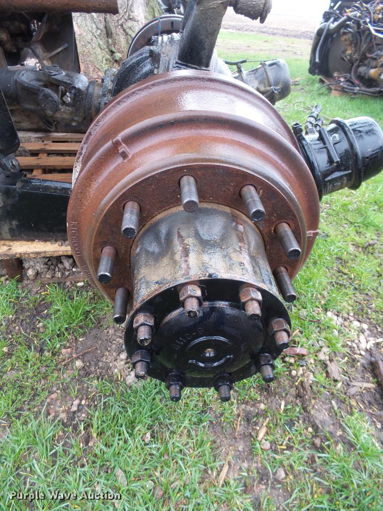 image for item EF9510 2005 Sterling L8500 walking beam rear axle