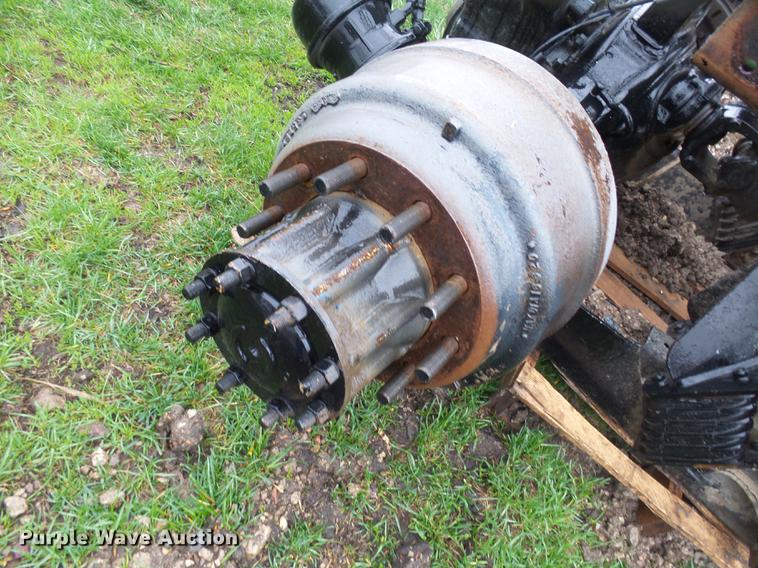 image for item EF9510 2005 Sterling L8500 walking beam rear axle