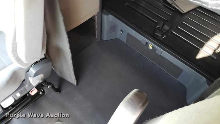 image for item EN9922 2015 Freightliner Cascadia 125 semi truck