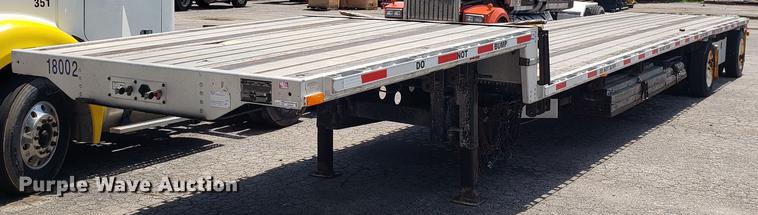image for item EN9925 2012 Transcraft DTL211 drop deck trailer