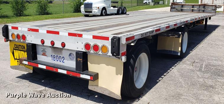 image for item EN9925 2012 Transcraft DTL211 drop deck trailer