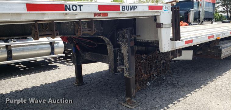 image for item EN9925 2012 Transcraft DTL211 drop deck trailer