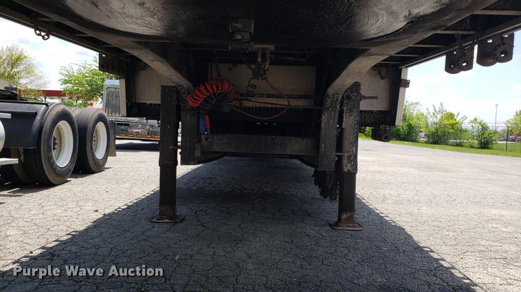 image for item EN9925 2012 Transcraft DTL211 drop deck trailer