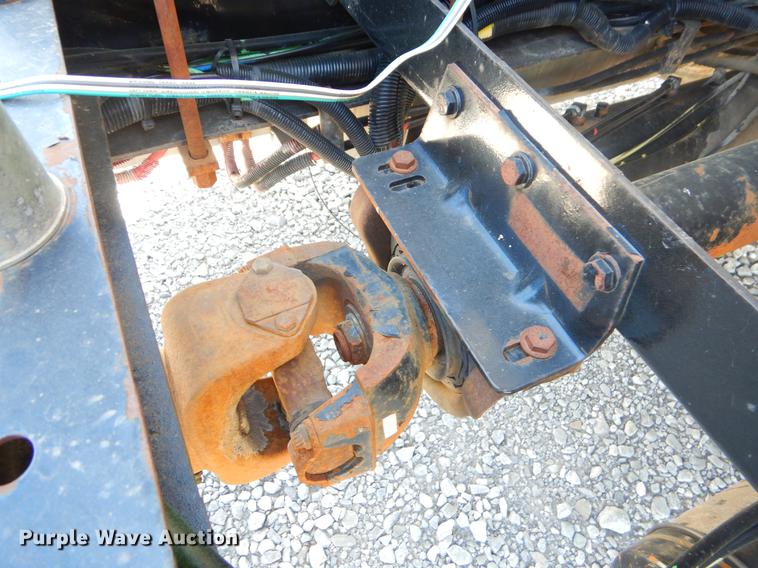 image for item EZ9998 2000 Freightliner FL112 semi truck