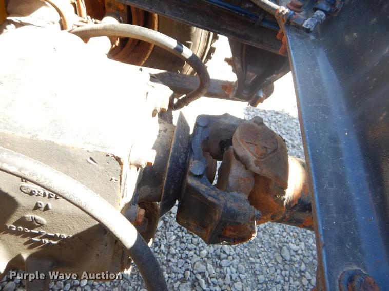 image for item EZ9998 2000 Freightliner FL112 semi truck