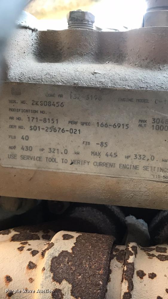 image for item EZ9998 2000 Freightliner FL112 semi truck