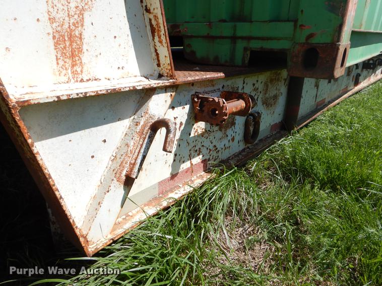 image for item EZ9999 1969 Fruehauf lowboy equipment trailer
