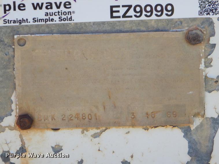 image for item EZ9999 1969 Fruehauf lowboy equipment trailer