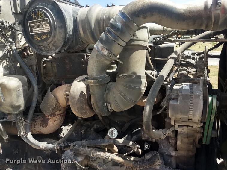 image for item FG9328 1994 Peterbilt 377 semi truck