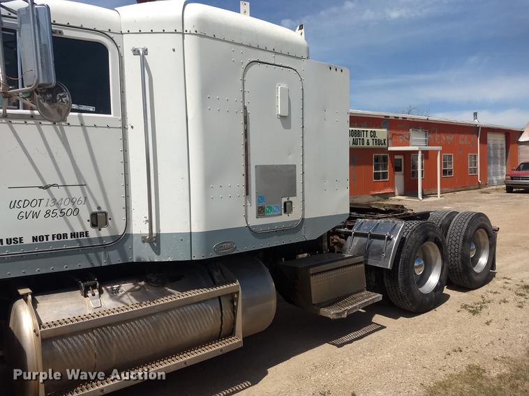 image for item FG9328 1994 Peterbilt 377 semi truck