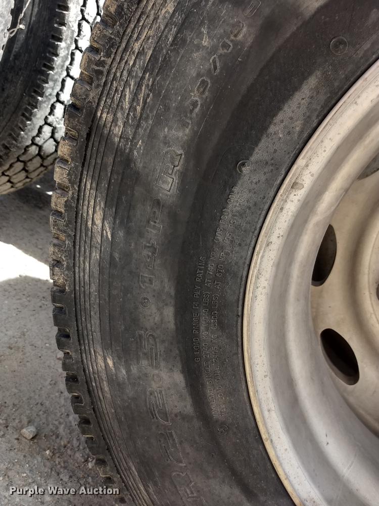 image for item FG9328 1994 Peterbilt 377 semi truck