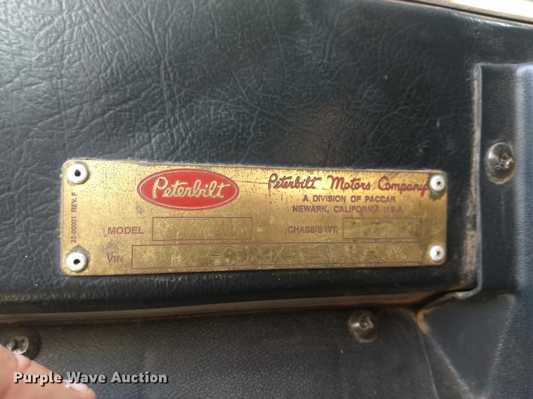 image for item FG9328 1994 Peterbilt 377 semi truck