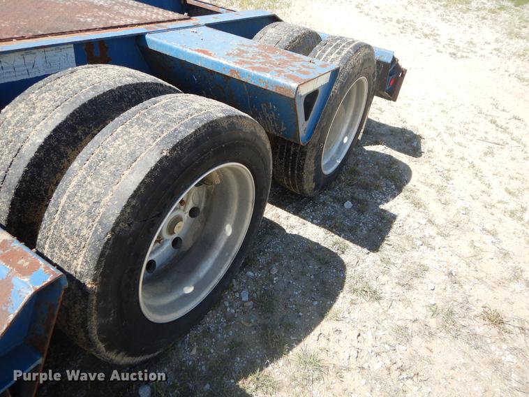 image for item FH9377 1994 Trail King TXK70HDG562 lowboy equipment trailer