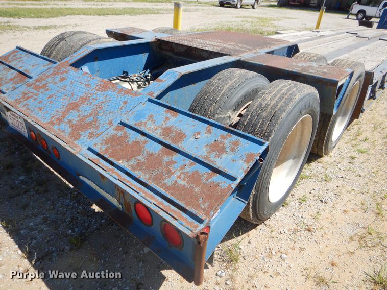 image for item FH9377 1994 Trail King TXK70HDG562 lowboy equipment trailer