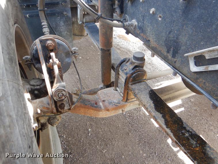 image for item FH9391 1998 Mack CH613 semi truck