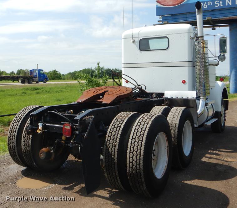 image for item FH9392 1977 Kenworth semi truck