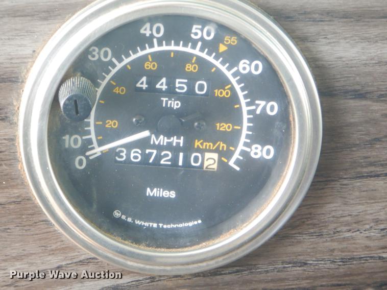 image for item FH9392 1977 Kenworth semi truck