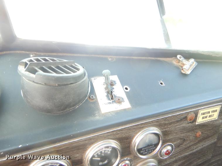 image for item FH9392 1977 Kenworth semi truck