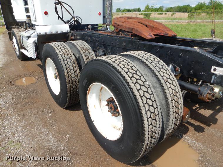 image for item FH9392 1977 Kenworth semi truck