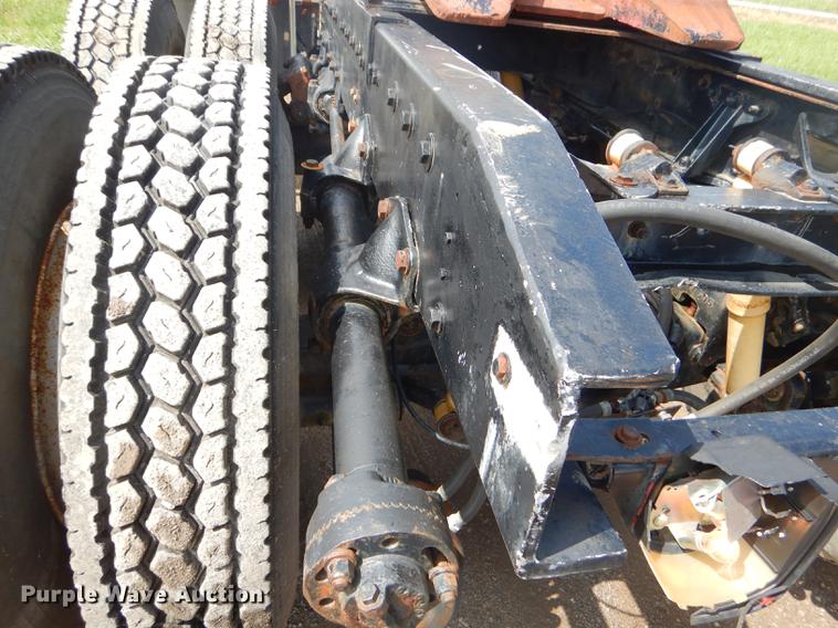 image for item FH9392 1977 Kenworth semi truck