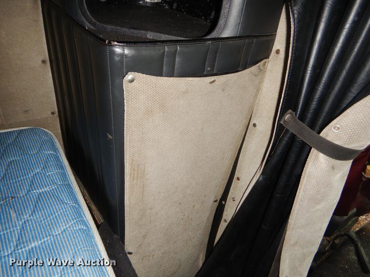 image for item FH9395 1990 Freightliner FLD120 semi truck