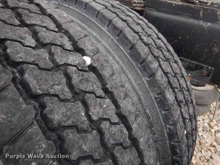 image for item FH9395 1990 Freightliner FLD120 semi truck