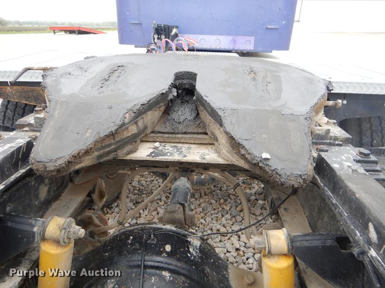 image for item FH9395 1990 Freightliner FLD120 semi truck