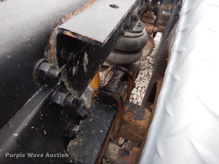 image for item FH9395 1990 Freightliner FLD120 semi truck