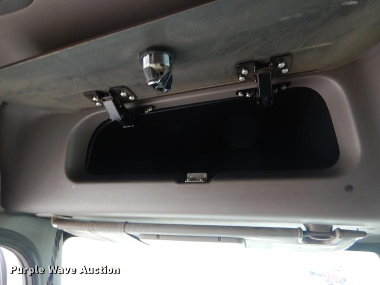 image for item FH9396 2014 Peterbilt 386 Fitzgerald Glider semi truck