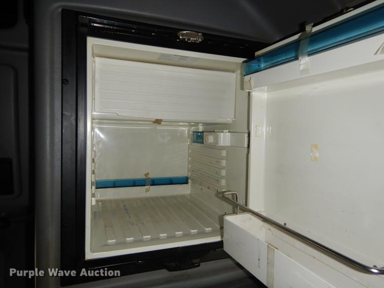 image for item FH9396 2014 Peterbilt 386 Fitzgerald Glider semi truck