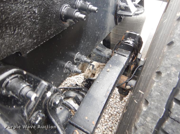 image for item FH9396 2014 Peterbilt 386 Fitzgerald Glider semi truck