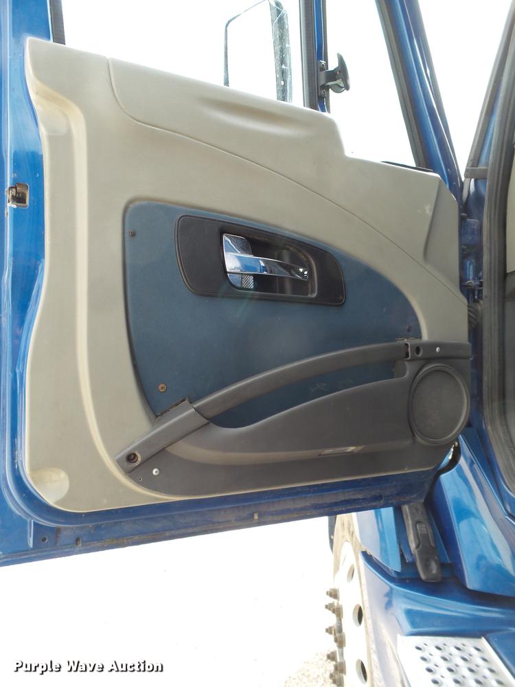 image for item FS9515 2010 International ProStar semi truck