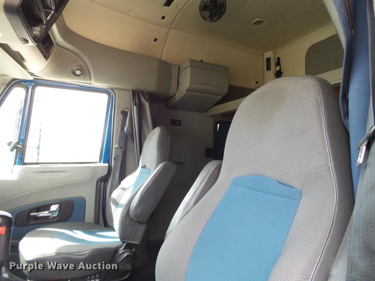 image for item FS9515 2010 International ProStar semi truck