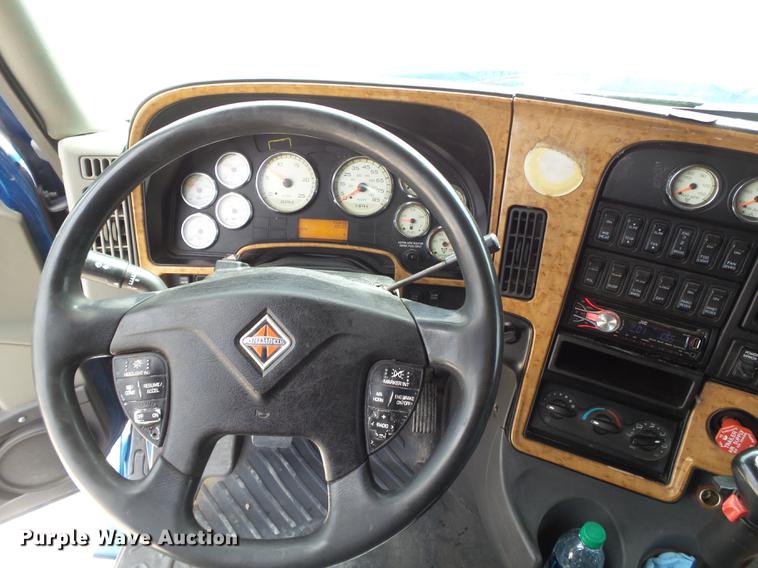 image for item FS9515 2010 International ProStar semi truck