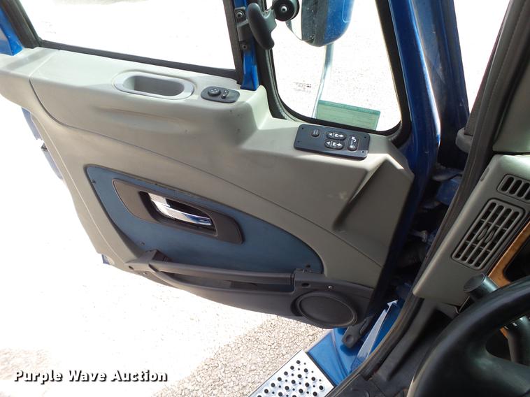 image for item FS9515 2010 International ProStar semi truck