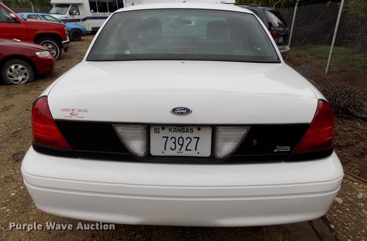 image for item DE1227 2010 Ford Crown Victoria Police Interceptor