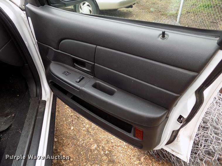 image for item DE1227 2010 Ford Crown Victoria Police Interceptor