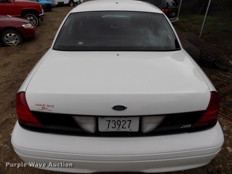 image for item DE1227 2010 Ford Crown Victoria Police Interceptor