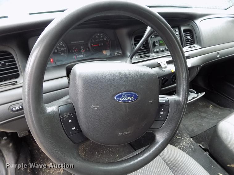 image for item DE1227 2010 Ford Crown Victoria Police Interceptor