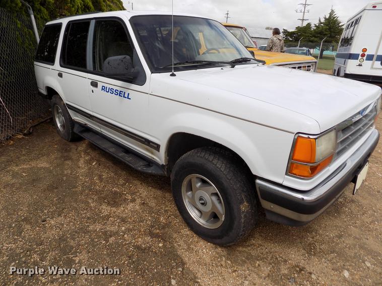 image for item DE1231 1994 Ford Explorer SUV