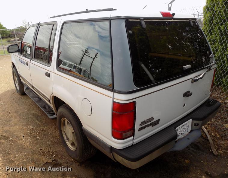 image for item DE1231 1994 Ford Explorer SUV