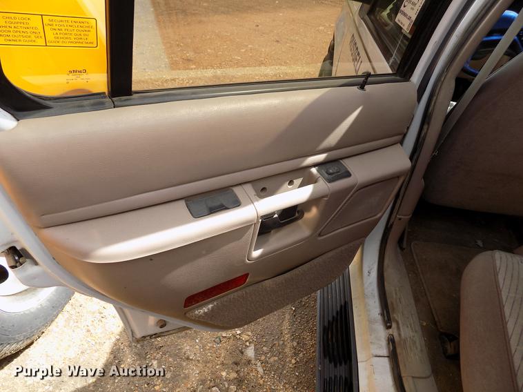 image for item DE1231 1994 Ford Explorer SUV