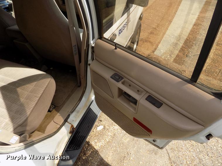 image for item DE1231 1994 Ford Explorer SUV