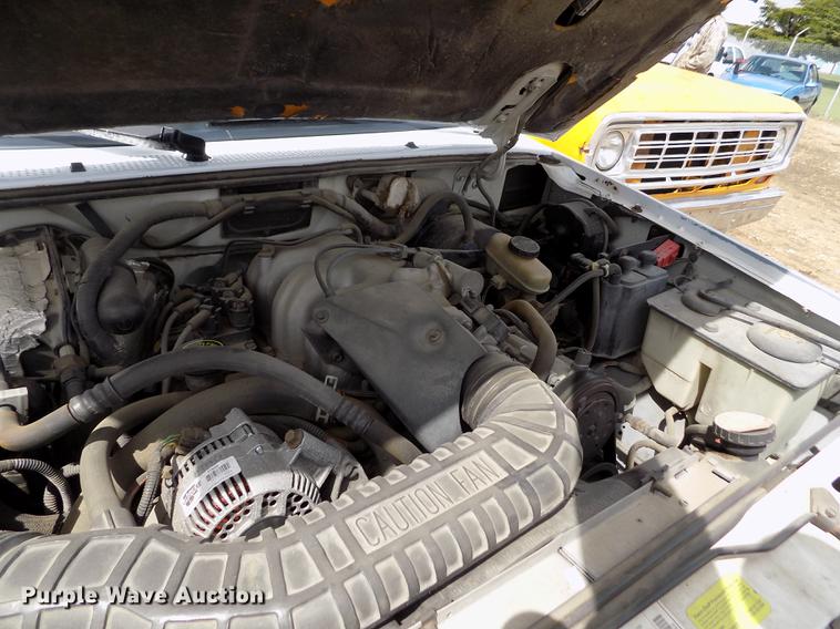 image for item DE1231 1994 Ford Explorer SUV