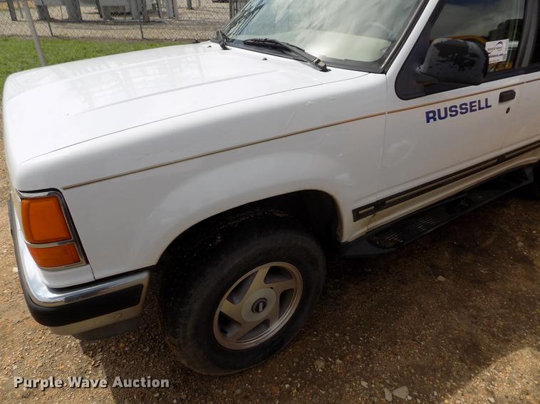 image for item DE1231 1994 Ford Explorer SUV