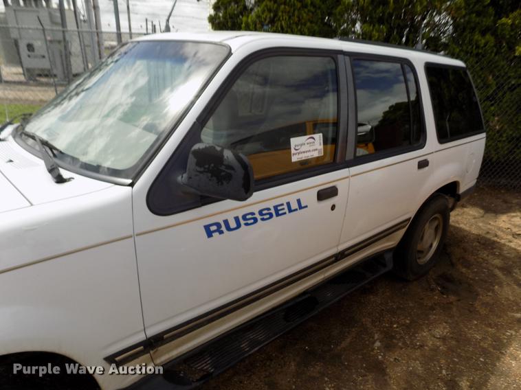 image for item DE1231 1994 Ford Explorer SUV