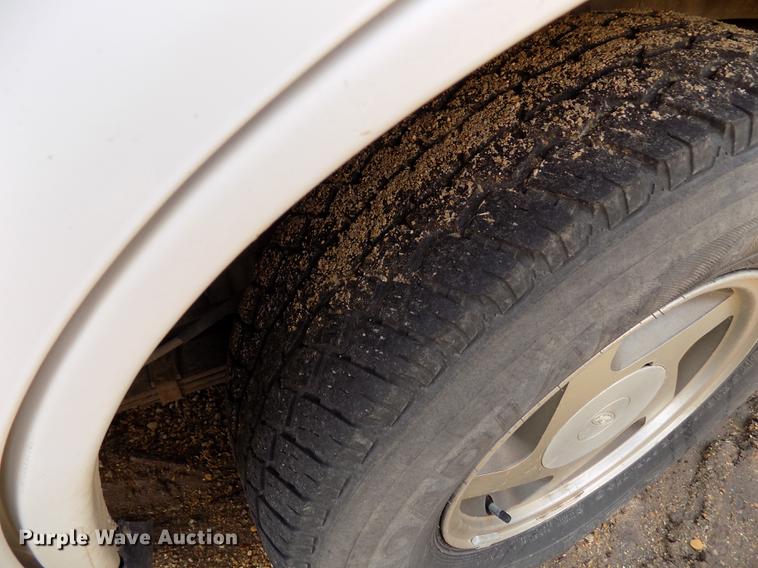 image for item DE1231 1994 Ford Explorer SUV