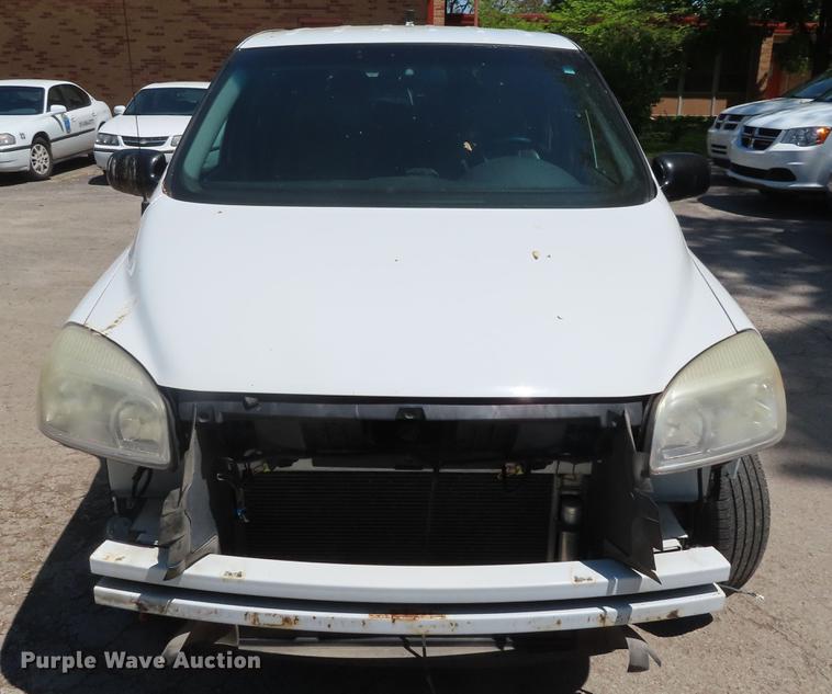 image for item DE3519 2007 Chevrolet Uplander handicap accessible van