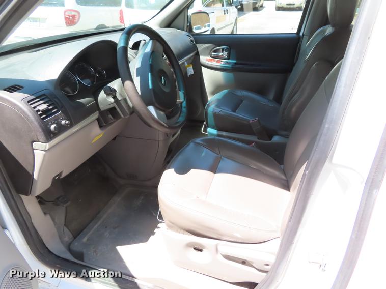 image for item DE3519 2007 Chevrolet Uplander handicap accessible van